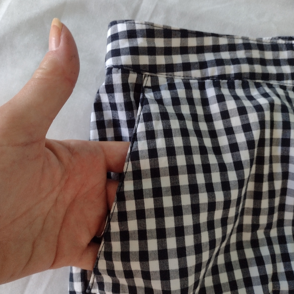 B+W Capris - Picture 4 of 4